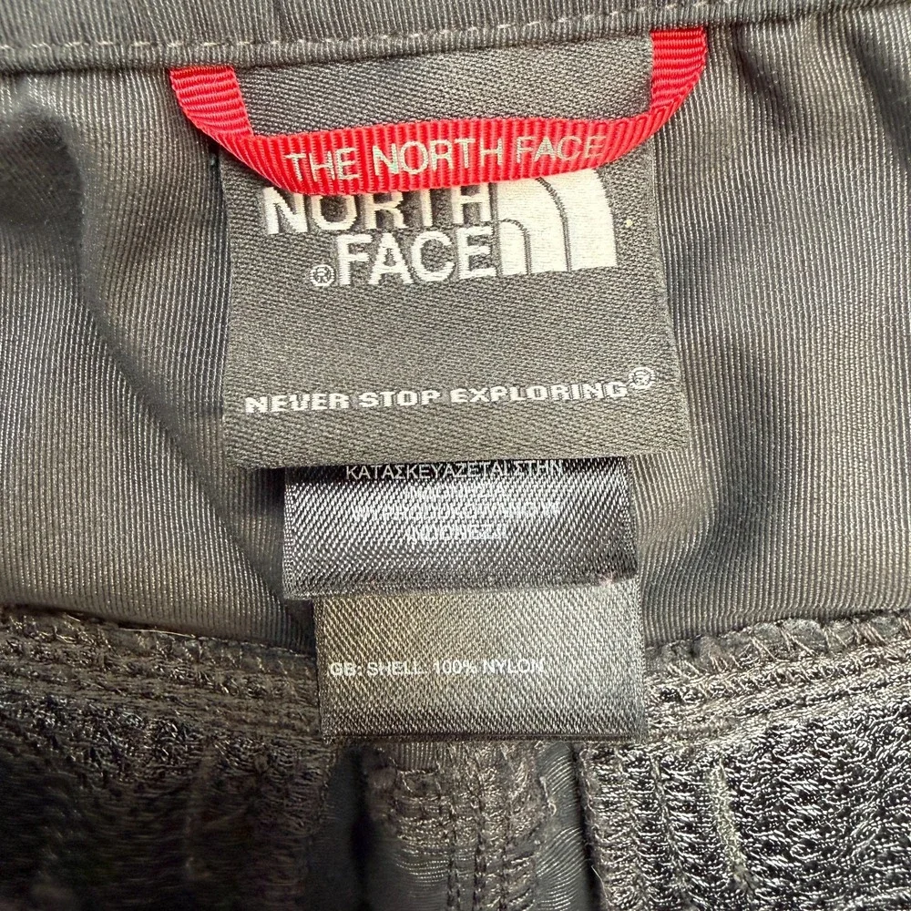 The North Face Pants Mens Small Gray Convertible Cargo Belted Hiking Climbing